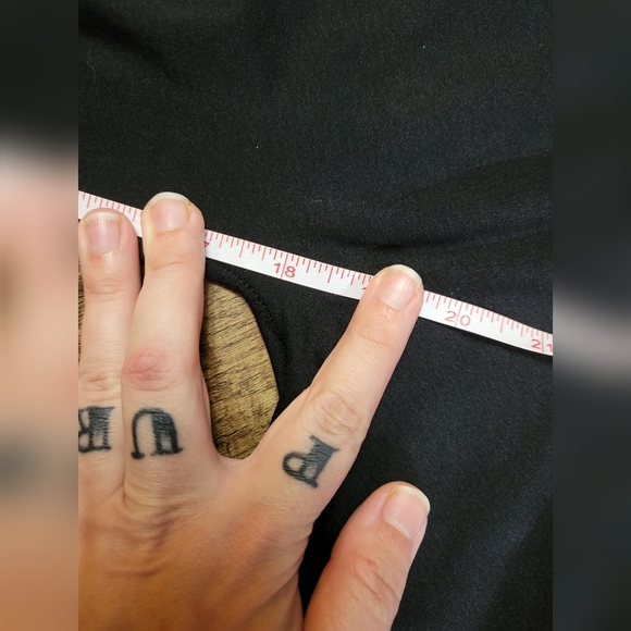 FREE WITH BUNDLE Smart Set cropped leggings - Picture 8 of 8